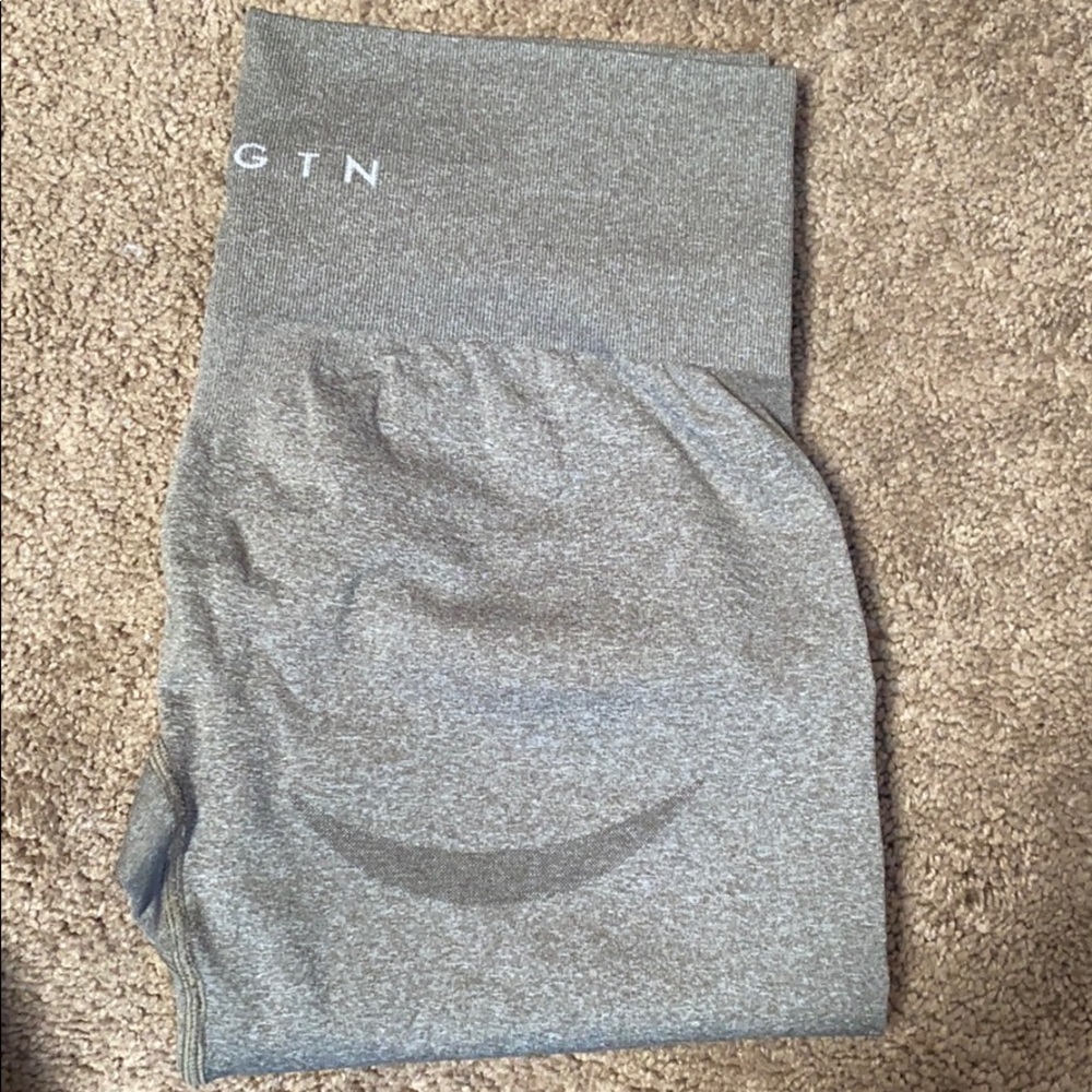 NVGTN leggings